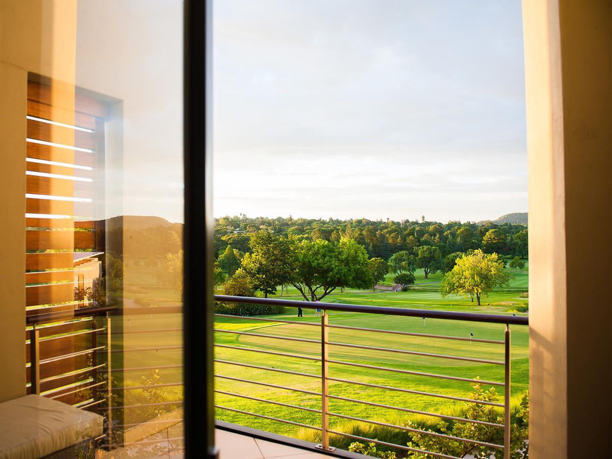 The Fairway Hotel, Spa & Golf Resort Randburg Exterior photo